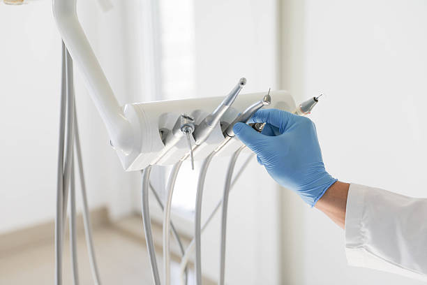 24/7 Emergency Dental Implants experts in Tustin, CA